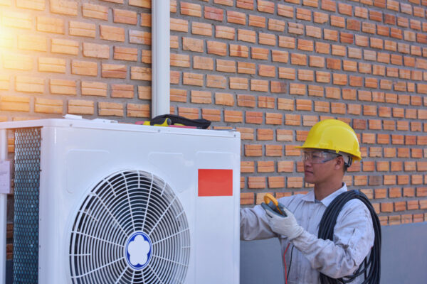 Residential AC Contractors vs. Commercial Specialists