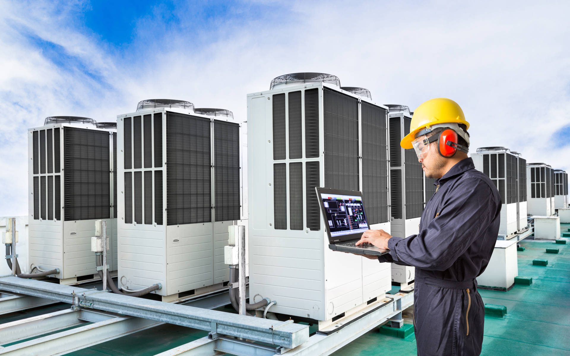 The Role of AC Contractors in Large-Scale Installations